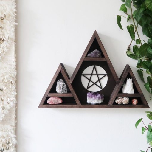 Pentagram Mountain Crystal shelf 1