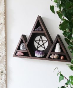 Pentagram Mountain Crystal shelf 2